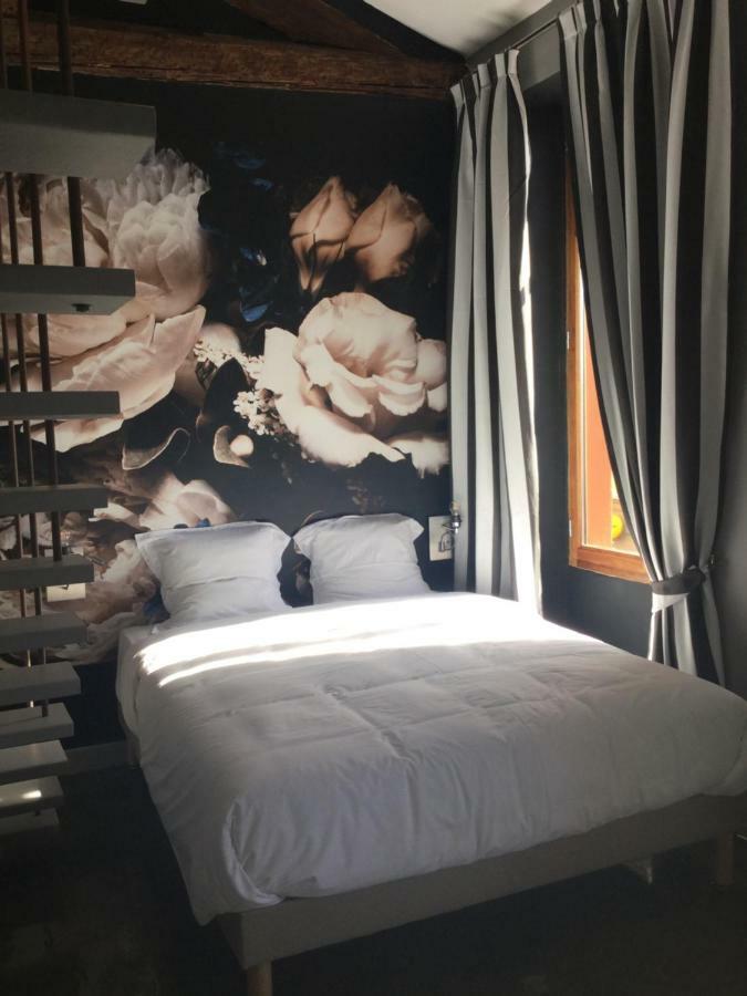 Bed & Breakfast With A Vue 2*